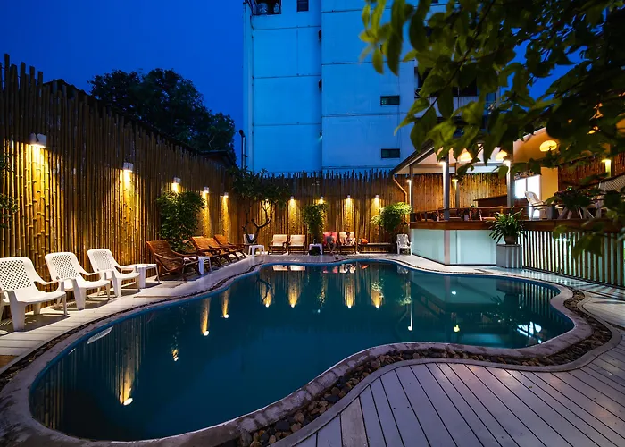 Wild Orchid 3* Bangkok