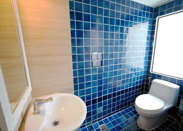 Wild Orchid Hotel 3*