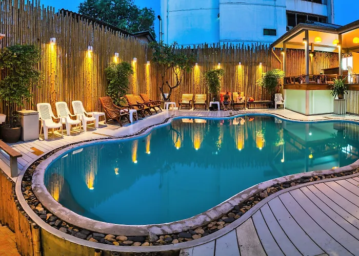Wild Orchid Hotel 3*