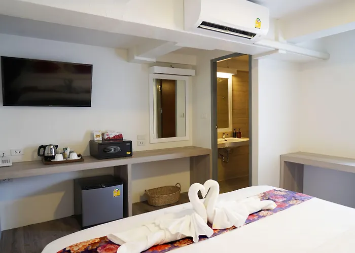 Wild Orchid 3*