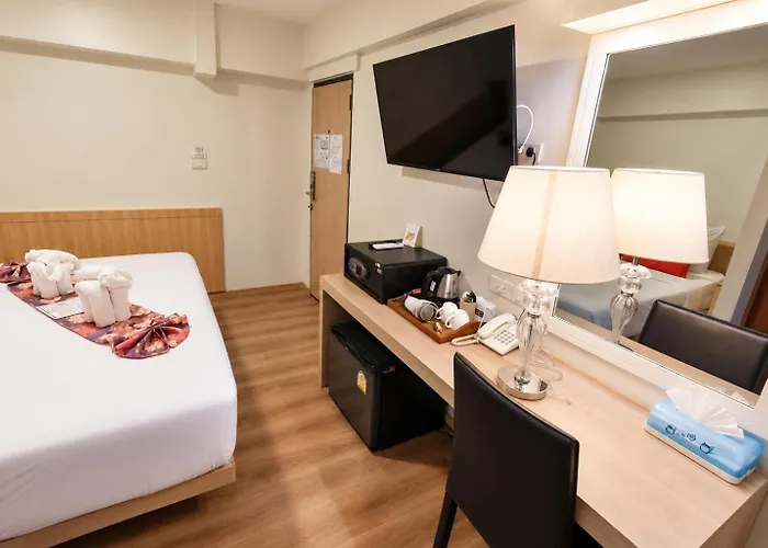 Wild Orchid 3* Bangkok